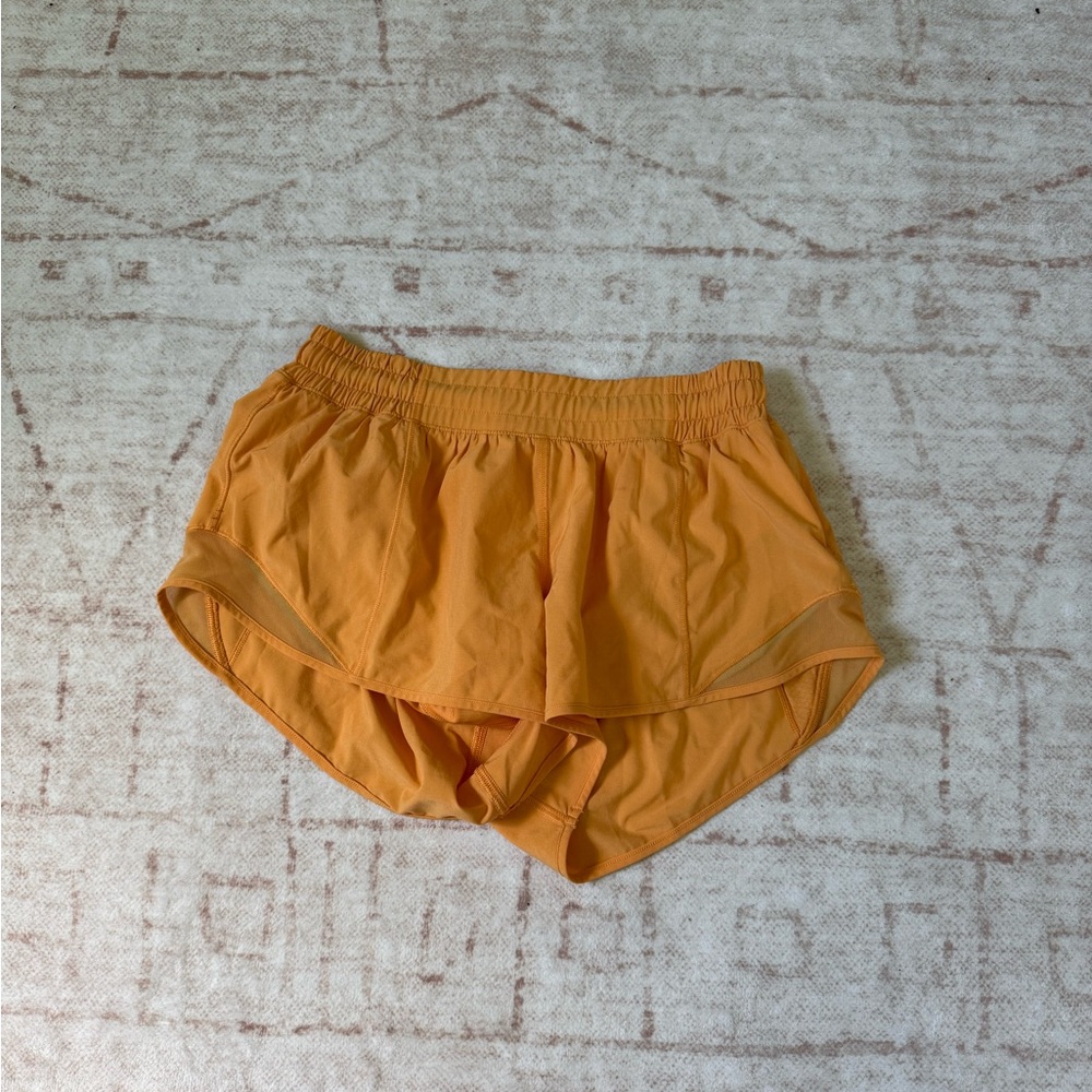 Lululemon mango colored Hotty hot shorts